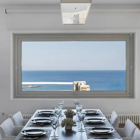 Grand Holiday home