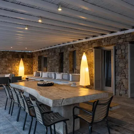 Grand Holiday home